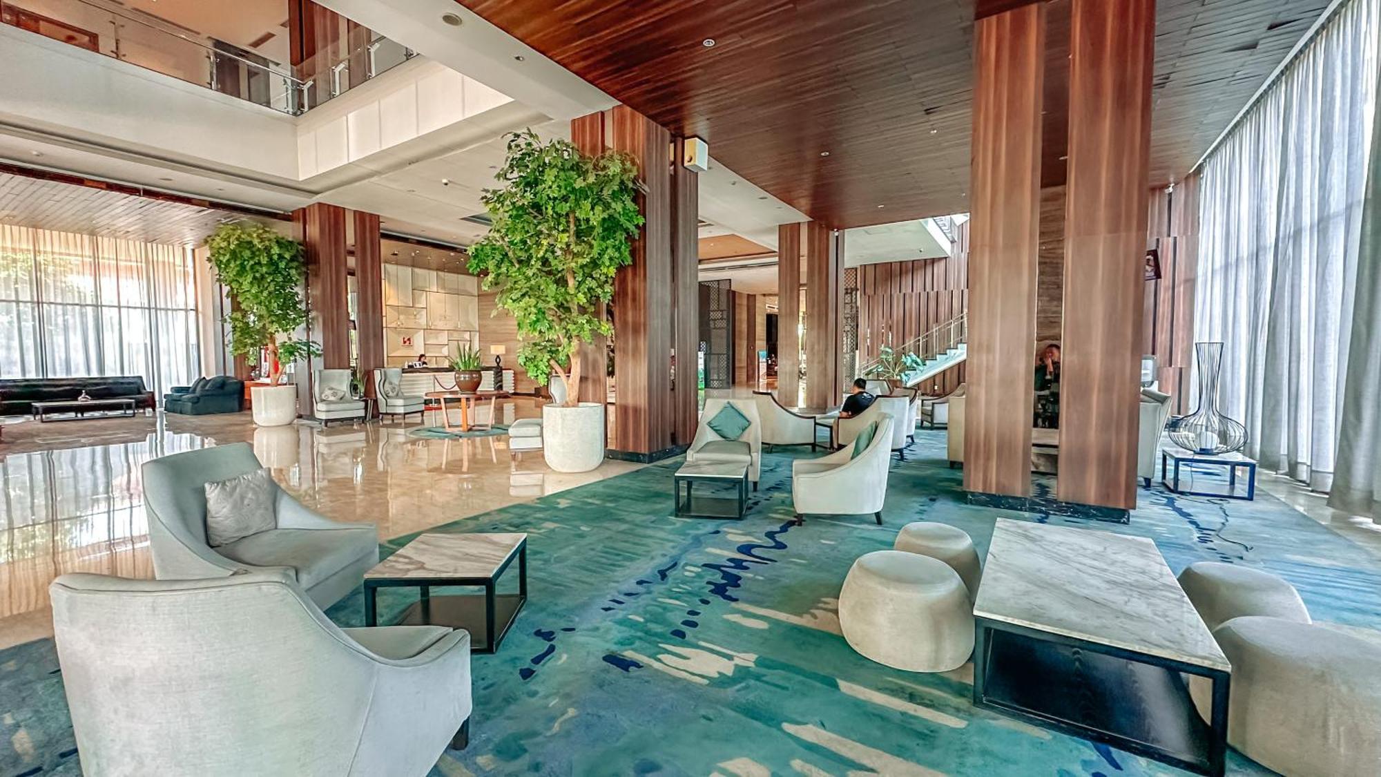 Swiss-Belinn Karawang Eksteriør billede